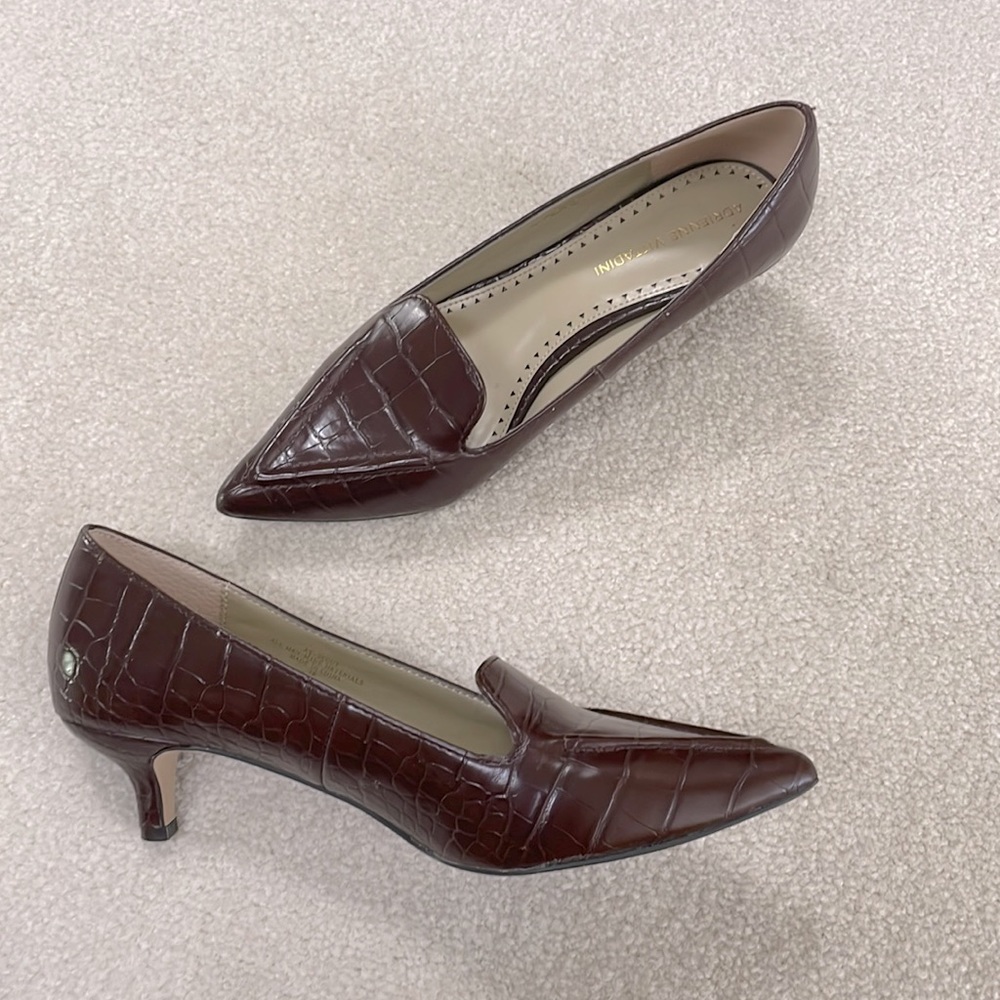 Adrienne Vittadini kitten heel pumps